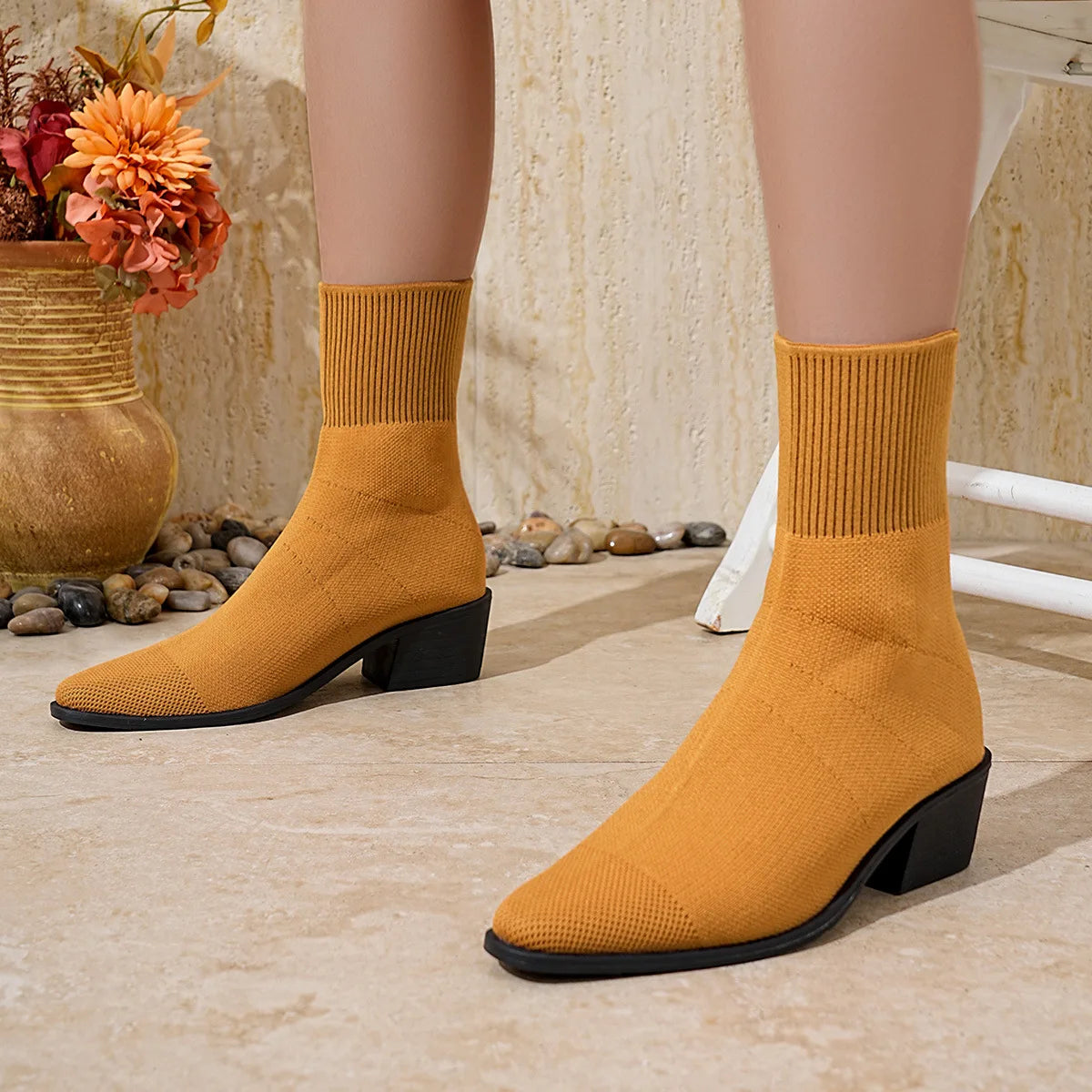 Anna – Women's Ankle Boots with High Heels and Pointed Toe