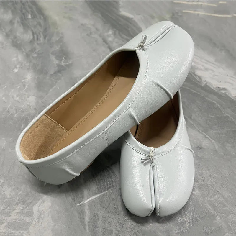 Bia – Women's Tabi Split-Toe Flats